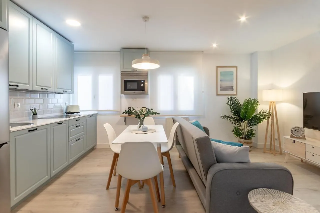 Precioso y Recién Reformado junto al metro Apartamento Bilbao