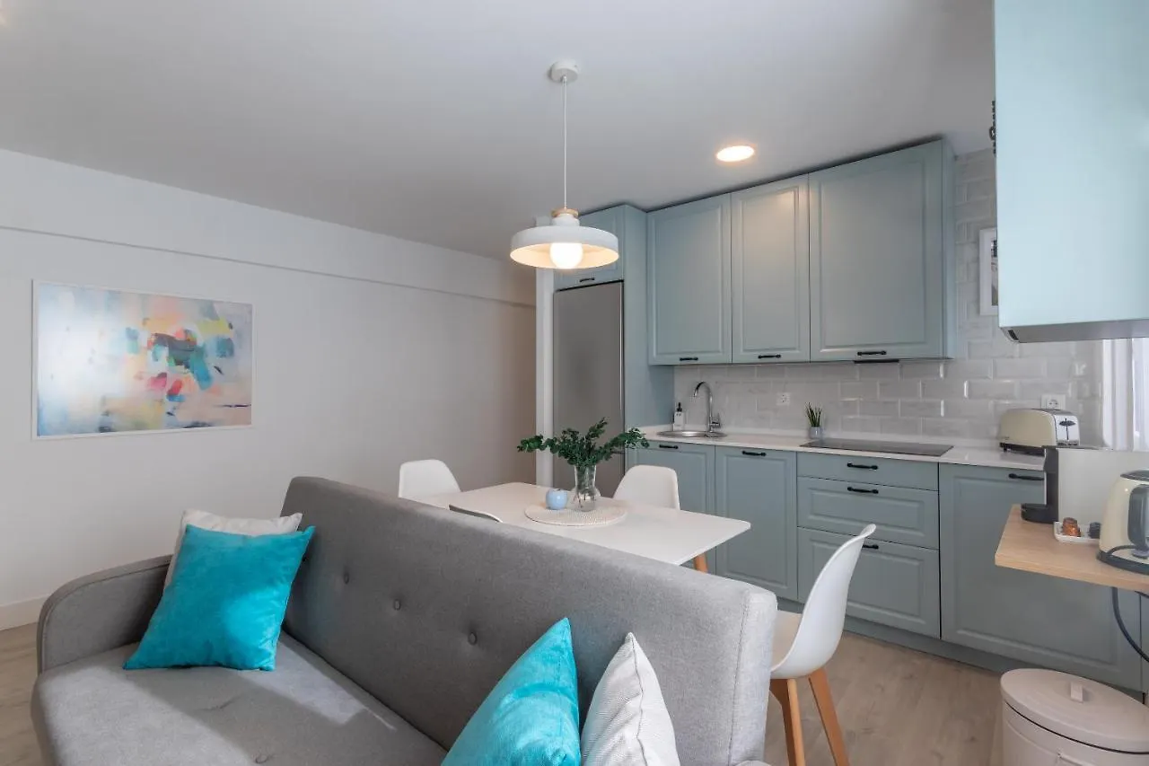 Precioso y Recién Reformado junto al metro Apartamento Bilbao