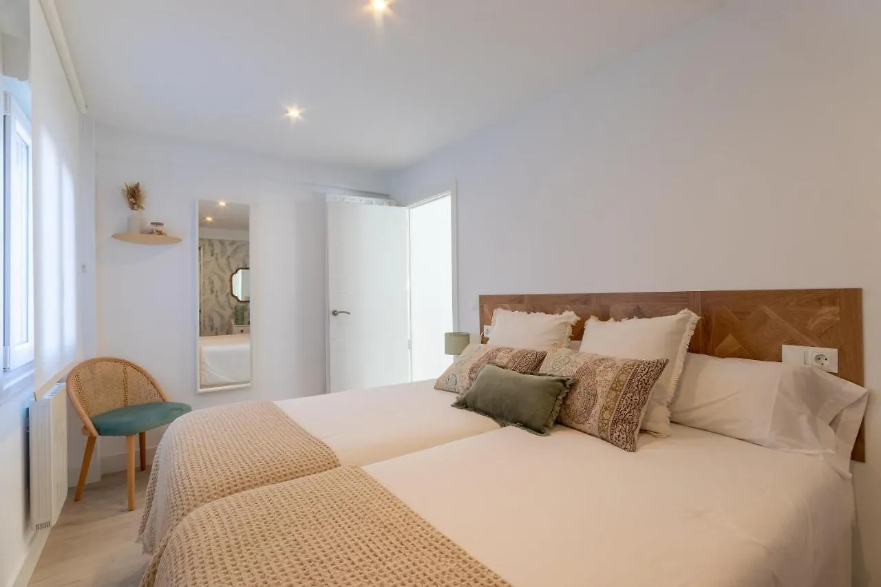 Precioso y Recién Reformado junto al metro Apartamento Bilbao